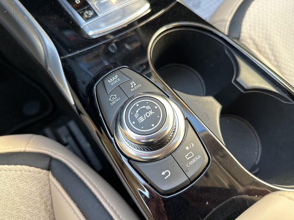 2019 INFINITI QX30 LUXE