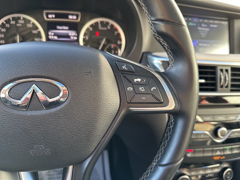 2019 INFINITI QX30 LUXE