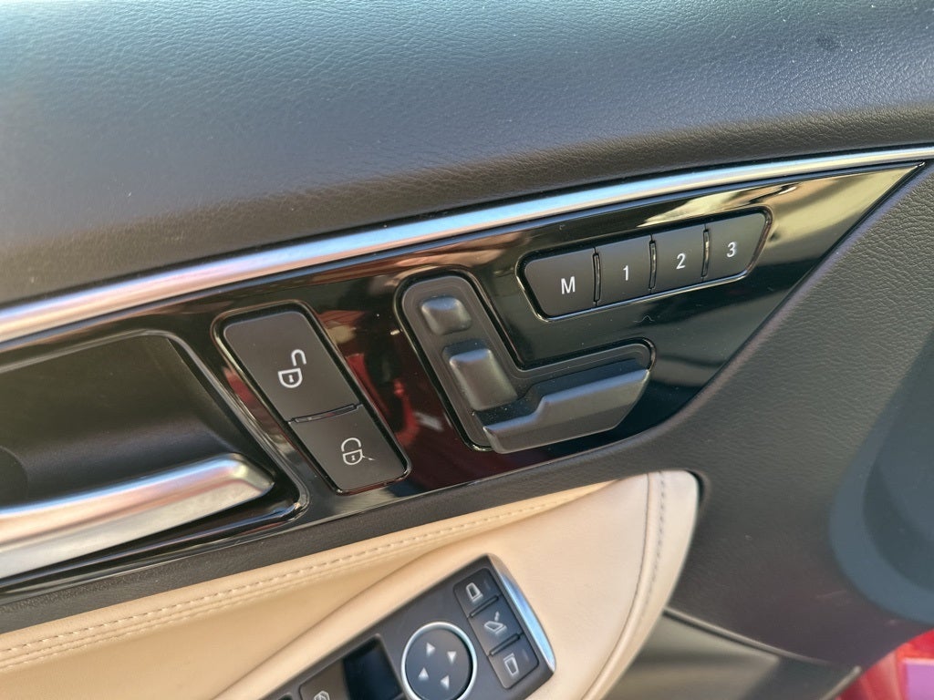 2019 INFINITI QX30 LUXE