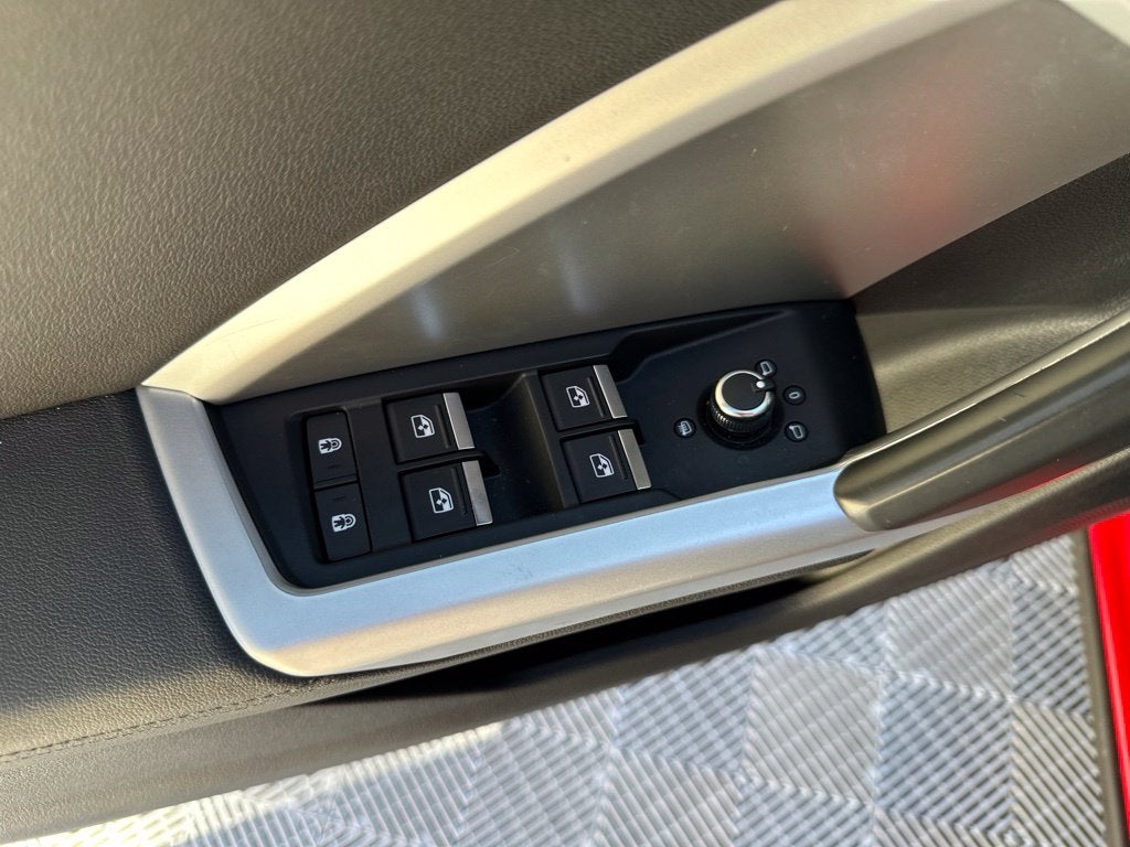 2020 Audi Q3 Premium Plus quattro