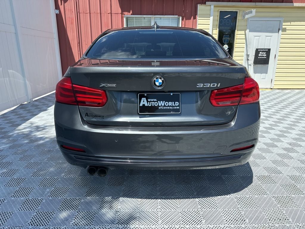 2017 BMW 3 Series 330i xDrive