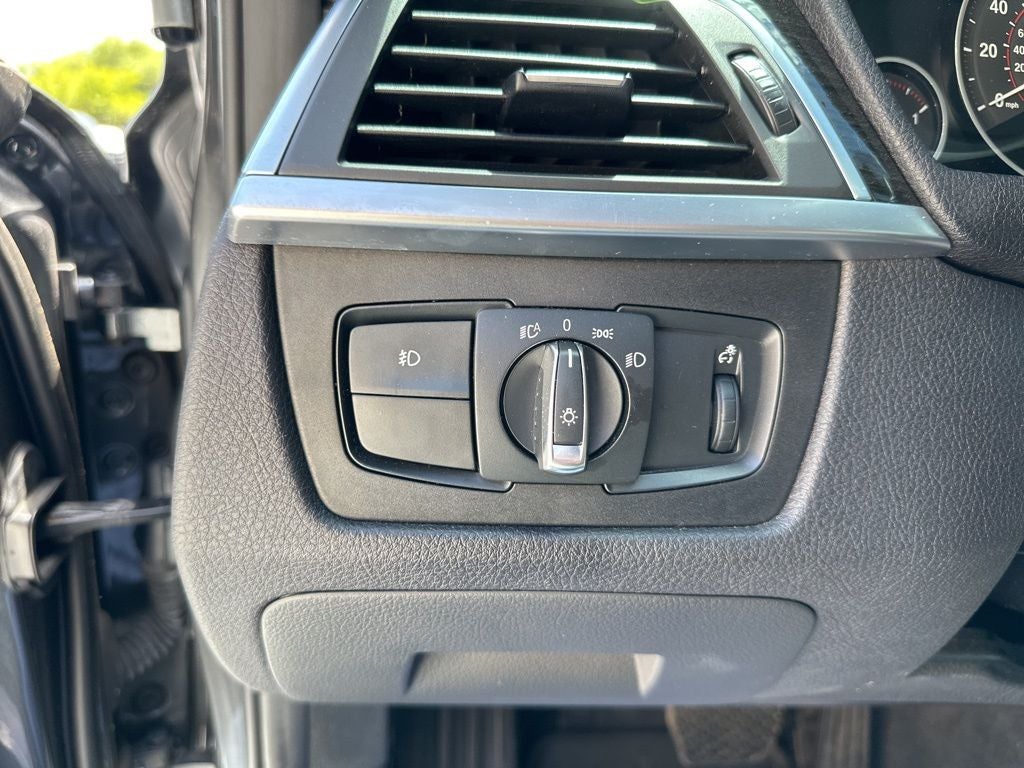 2017 BMW 3 Series 330i xDrive