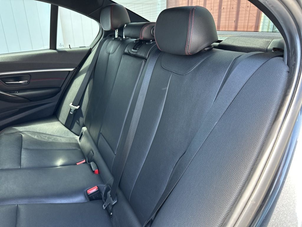 2017 BMW 3 Series 330i xDrive