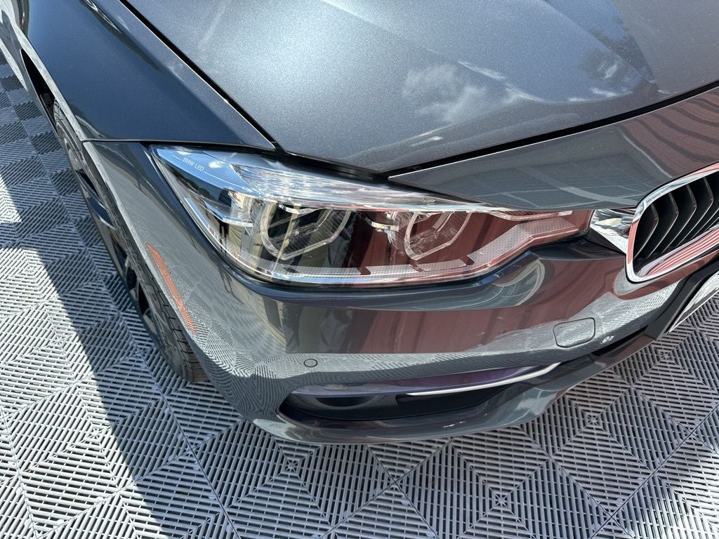 2017 BMW 3 Series 330i xDrive