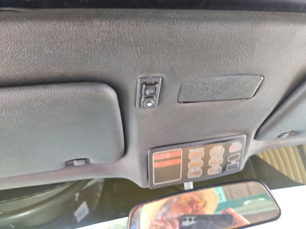 1991 BMW 3 Series 325i