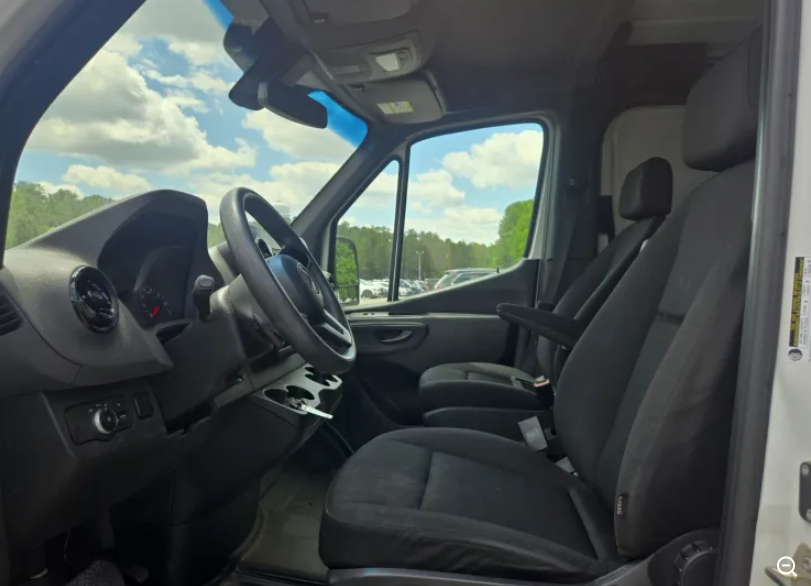 2019 Mercedes-Benz Sprinter 1500 Cargo Van 144 in. WB