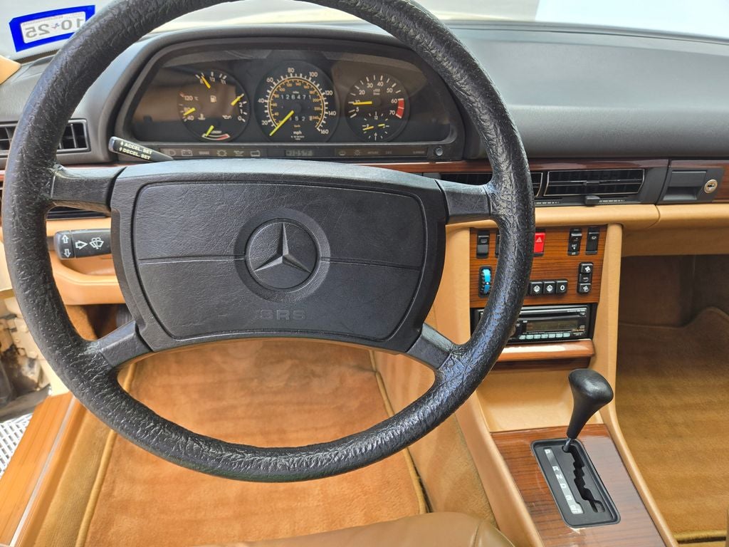 1986 Mercedes-Benz 400-Class 420