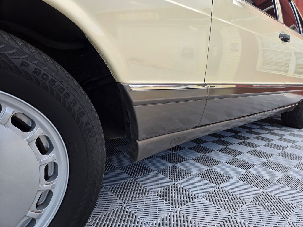 1986 Mercedes-Benz 400-Class 420