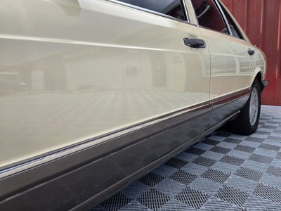 1986 Mercedes-Benz 400-Class 420