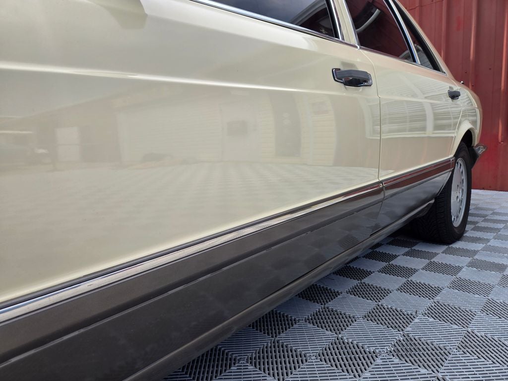 1986 Mercedes-Benz 400-Class 420