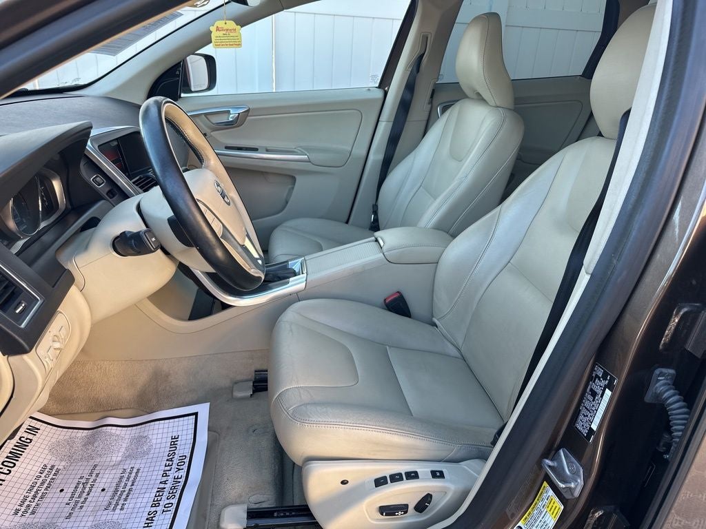 2015 Volvo XC60 T5 Premier