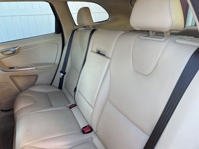 2015 Volvo XC60 T5 Premier