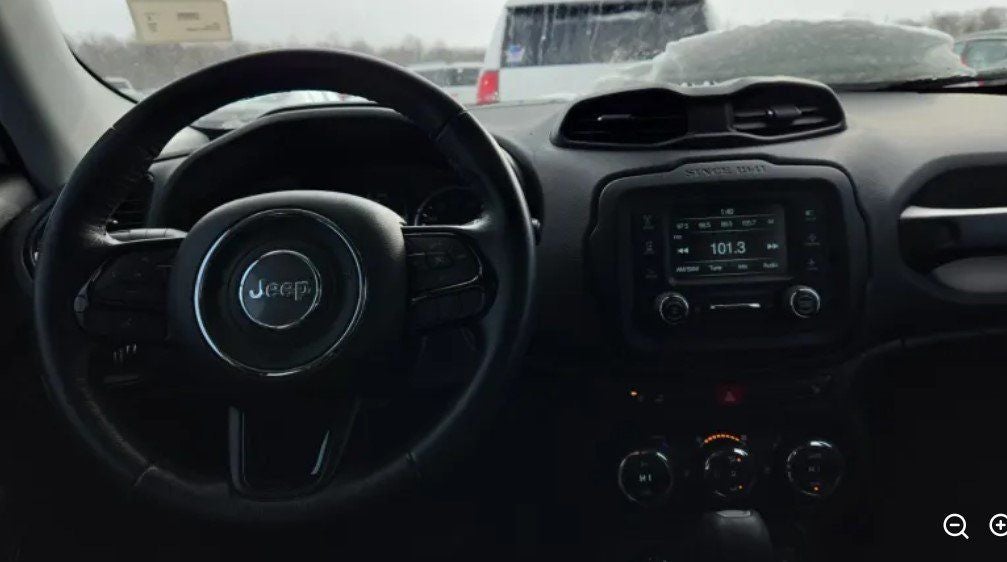 2017 Jeep Renegade Altitude